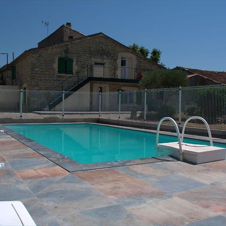 Le Mas De La Chadeniere Villeneuve-de-Berg Exterior foto